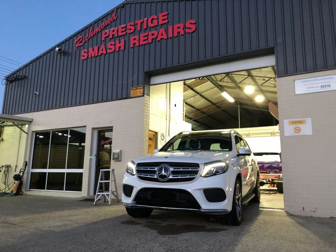 Richmond Prestige Smash Repairs MW Photos