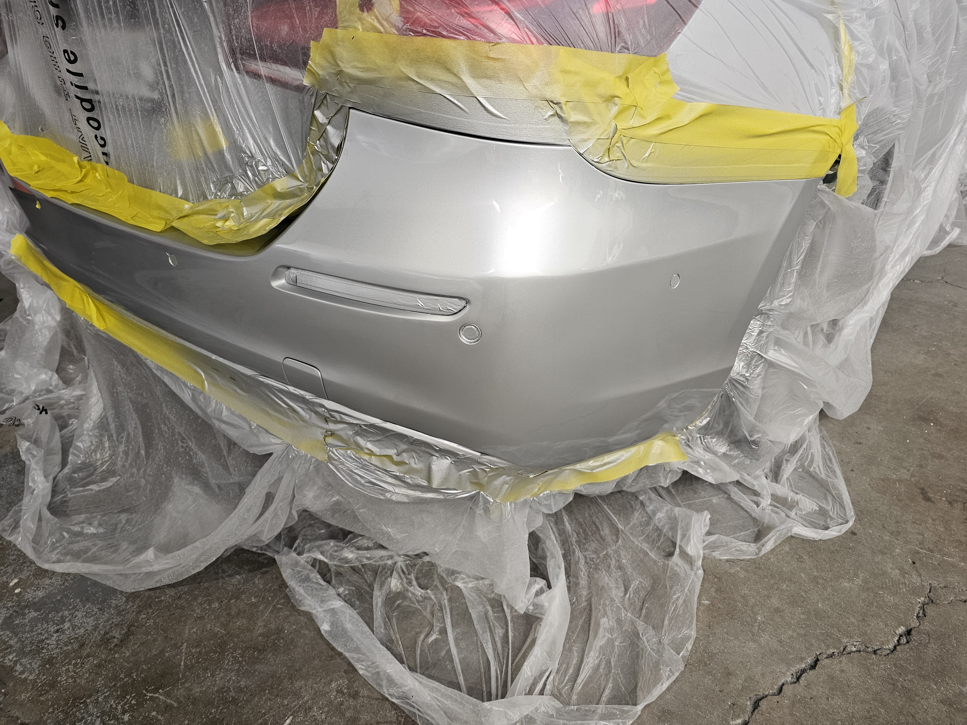 Road Runner Dent and Scratch Photos